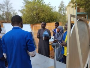 Lire la suite à propos de l’article Visite technique des  étudiants du Centre de Services Scientifiques Ouest-Africain sur le Changement Climatique et l’Utilisation Adaptée des Terres WASCAL (West African Science Service Centre on Climate Change and Adapted Land Use).